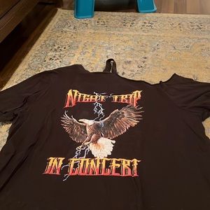 Cut neck short sleeve graphic T-shirt